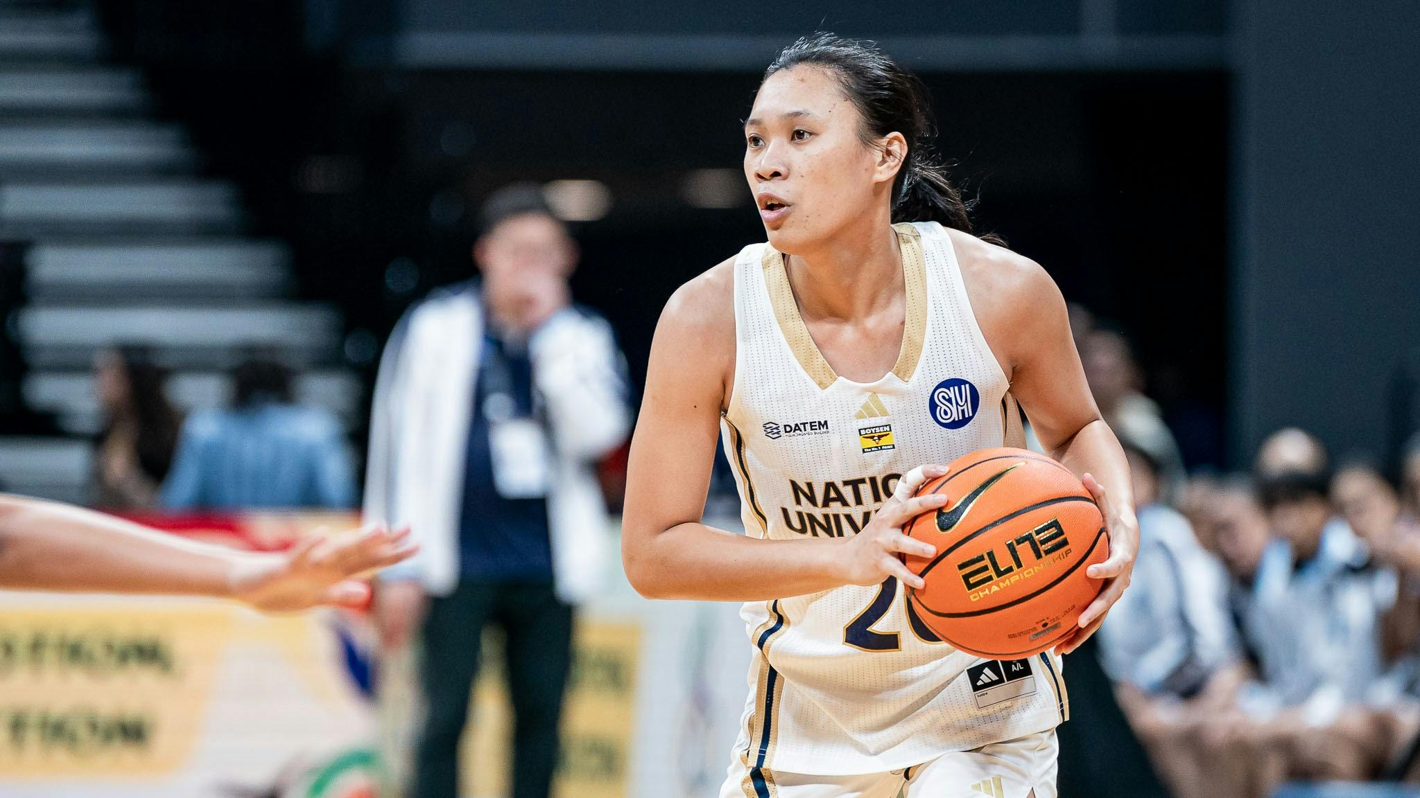 NU’s Karl Ann Pingol on track to deny Kacey Dela Rosa’s MVP three-peat bid in UAAP women’s